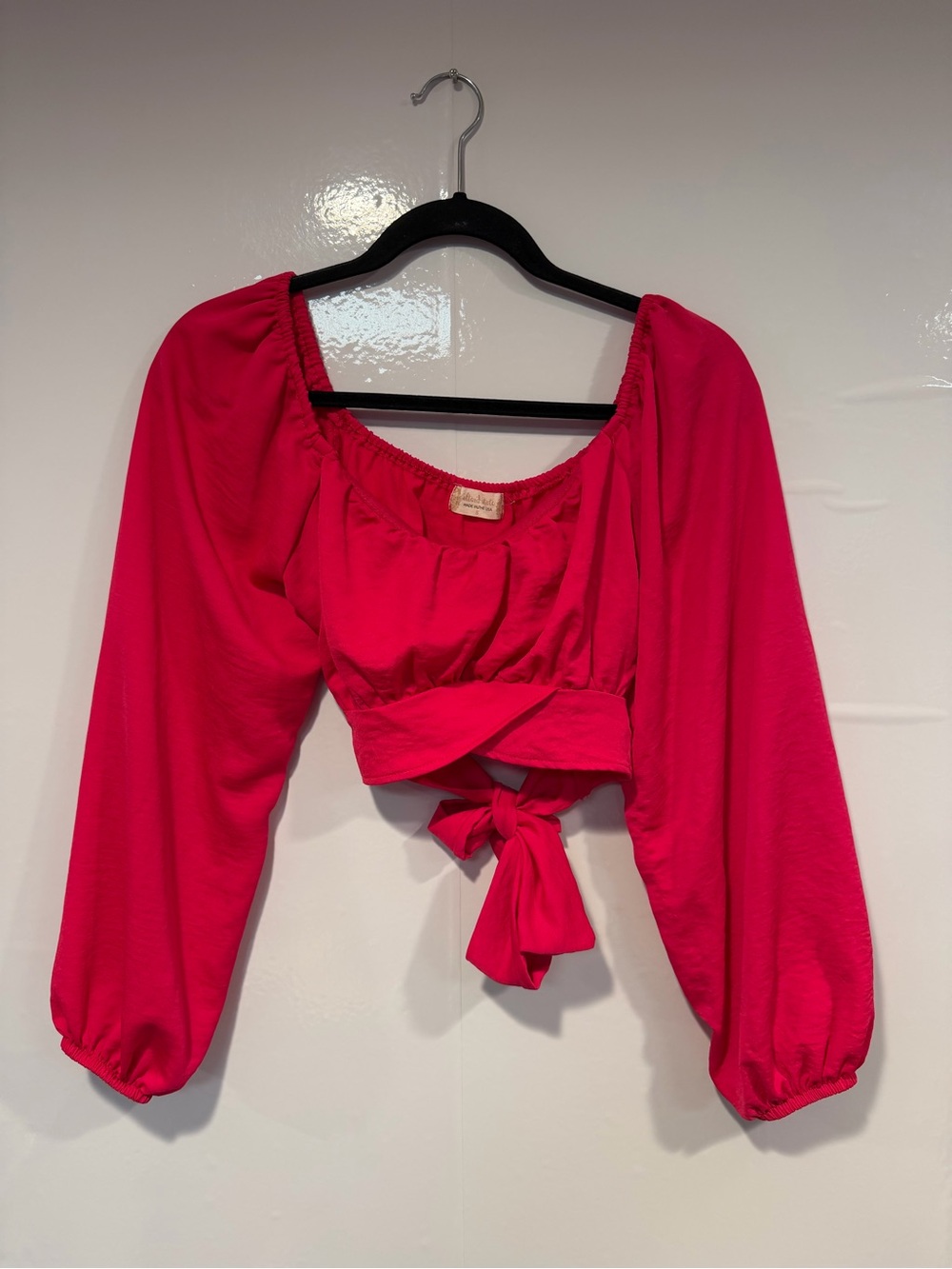 Altar’d State Fuchsia Tie-Front Puff Sleeve Top
